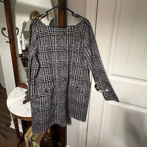 LOFT Black and White Plaid Long Sleeve Dress